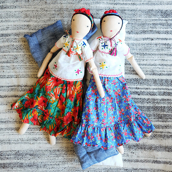 Frida tea doll