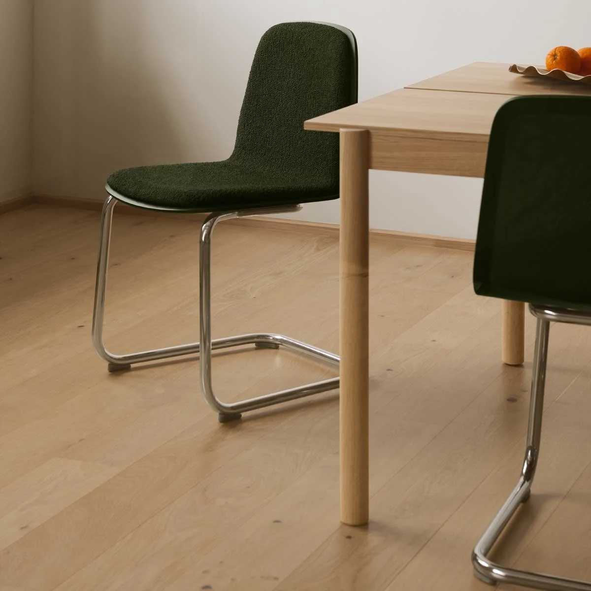 Brink Cantilever Chair by Muuto – Miko Designs