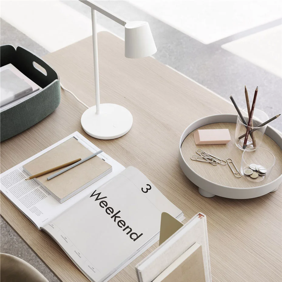 lighting-miko-muuto-tip-table-lamp-white-2.jpg
