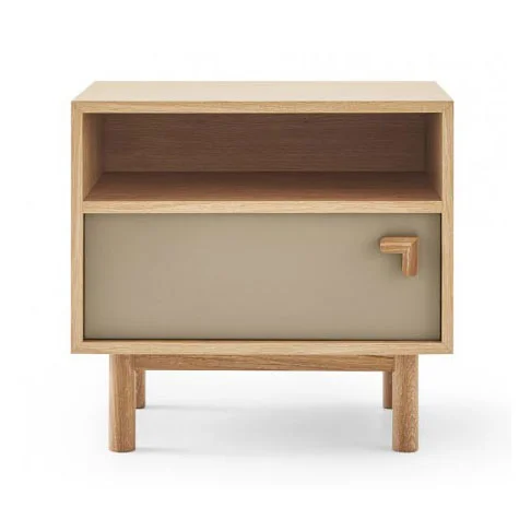 Isla Bedside
