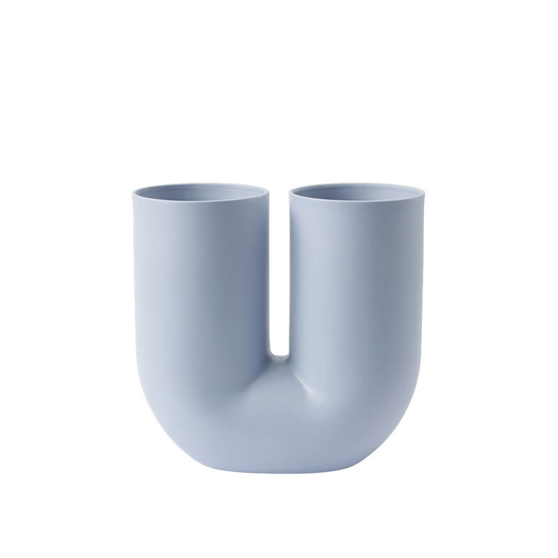 homewares-miko-muuto-kink-vase-light-blue.jpg