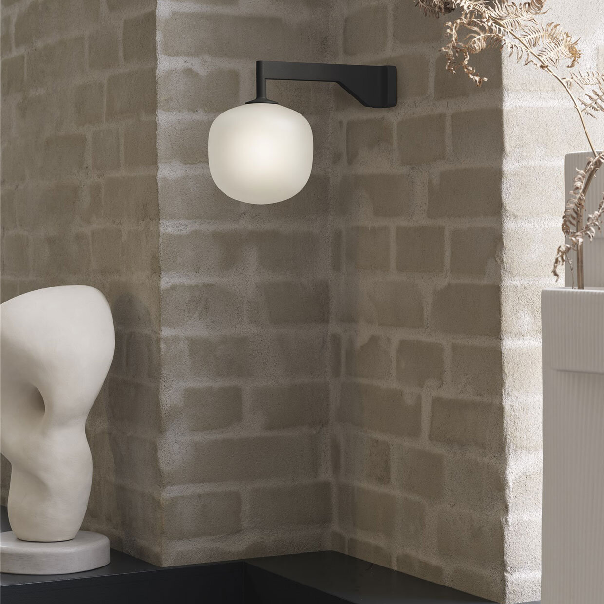 Rime Wall Lamp