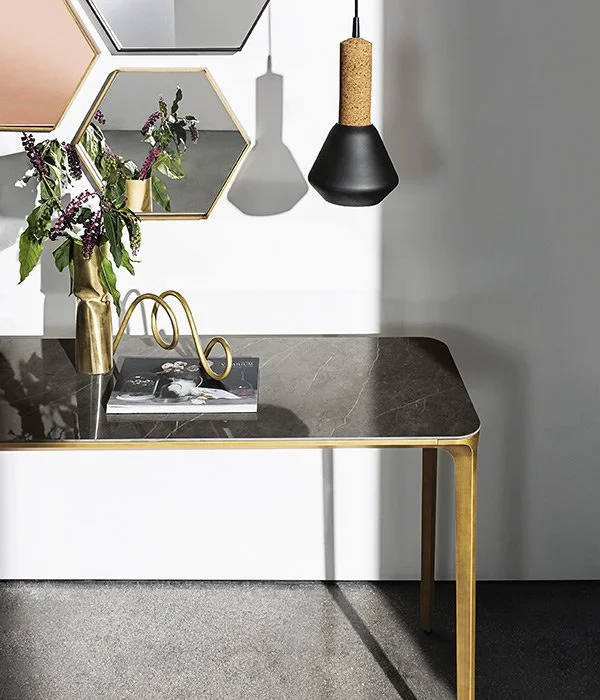 Slim Console