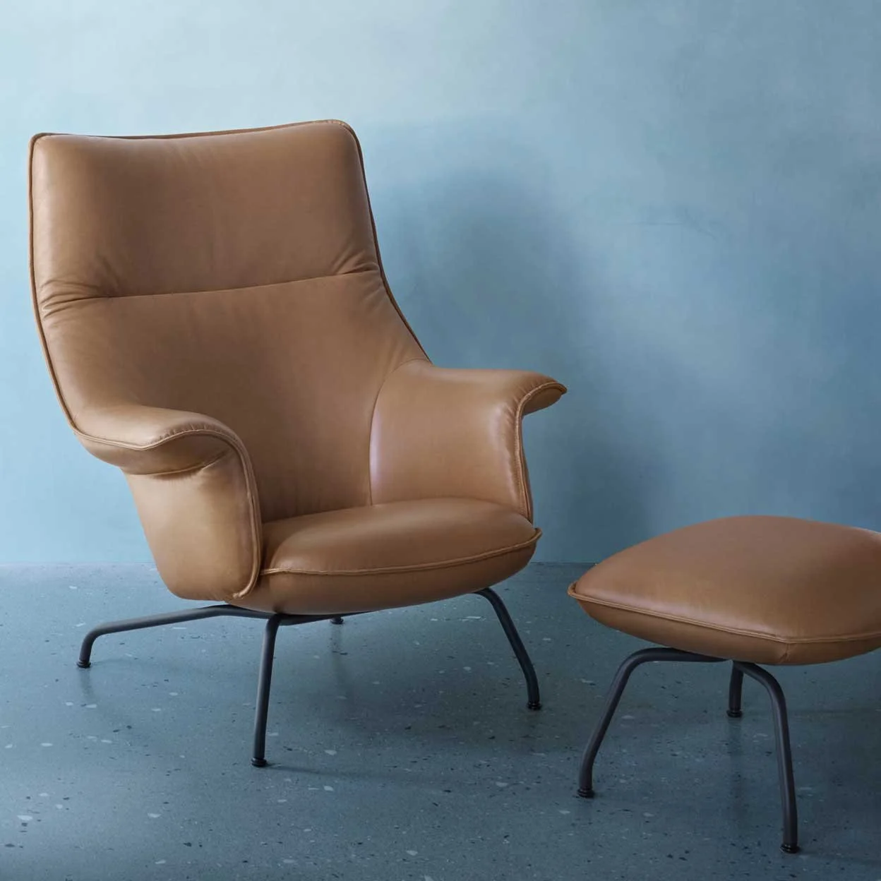 Doze Ottoman Tube Base by Muuto – Miko Designs