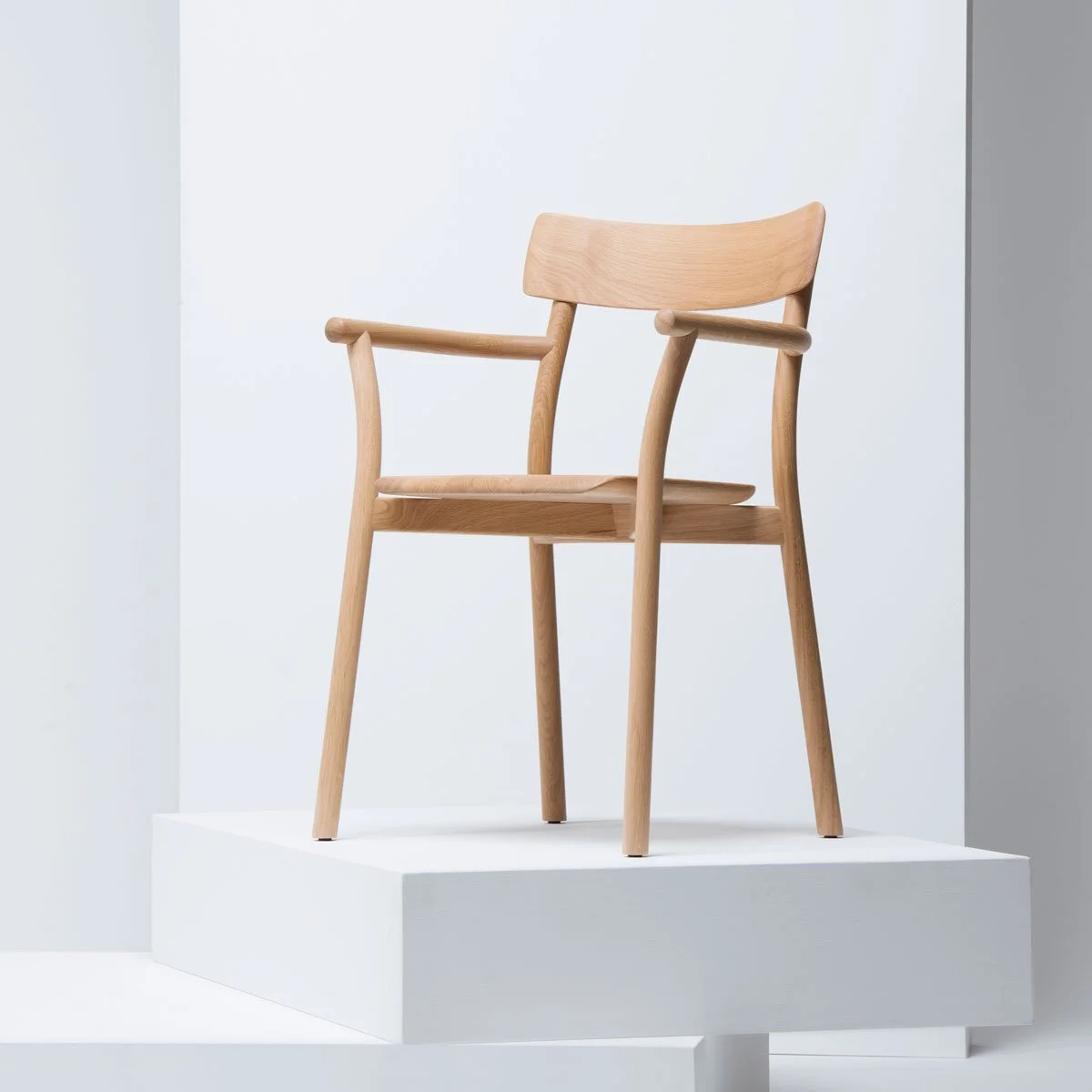 Chiaro Armchair – Mattiazzi