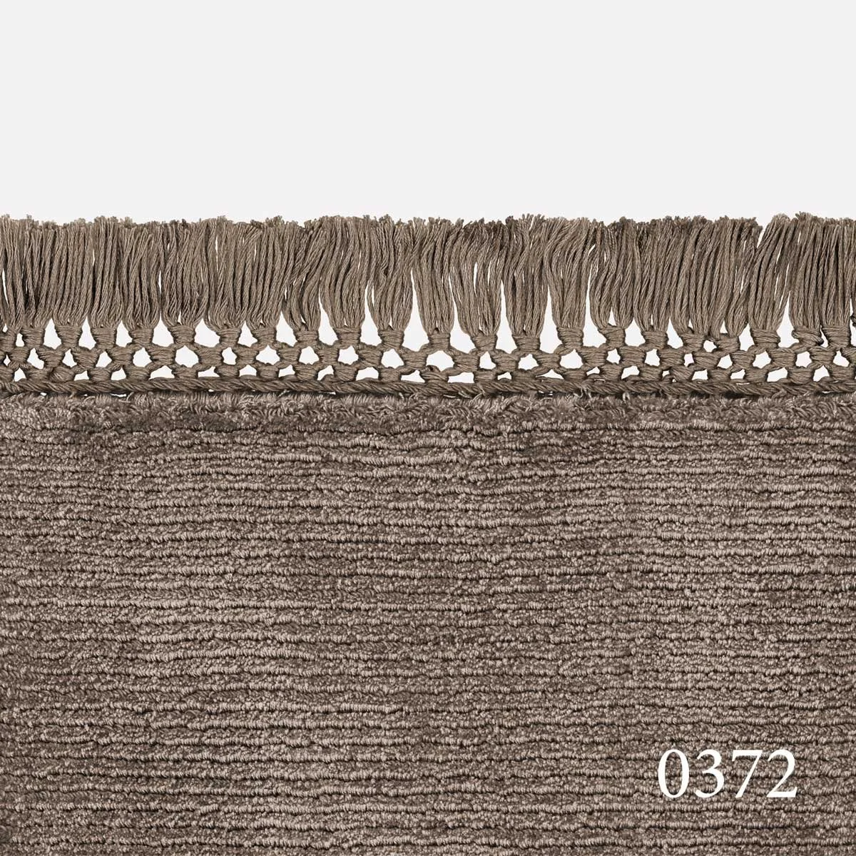 Kvadrat Loux Line Fringes Rug in colour 0372