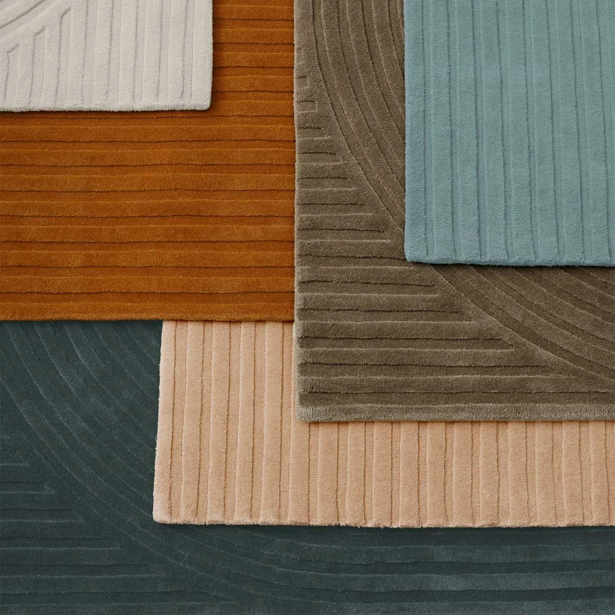 Relevo Quattro Rug by Muuto