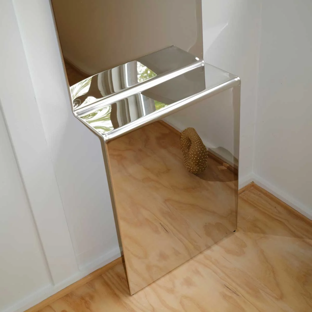 Pleat Mirror by Muuto – Miko Designs