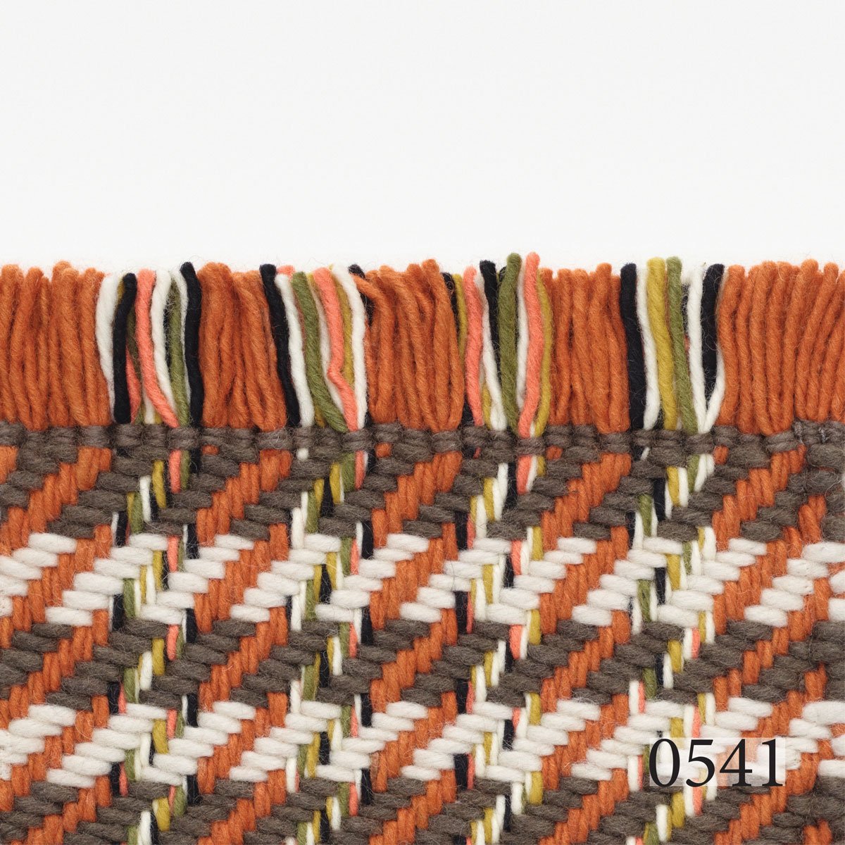 miko-rugs-kvadrat-dashes-0541.jpg