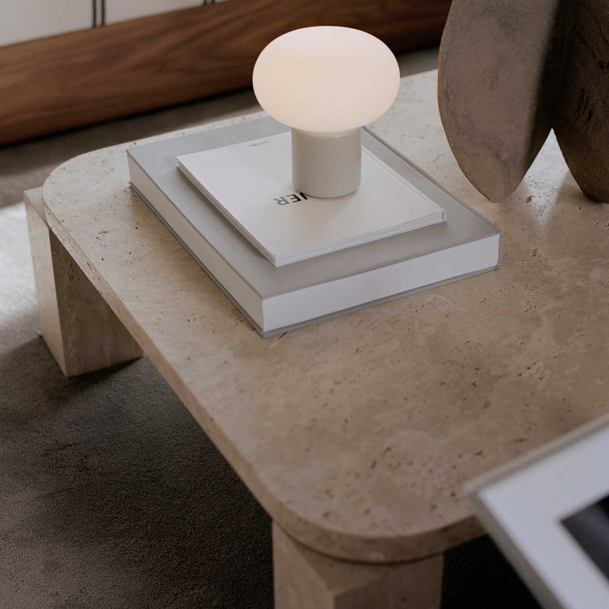miko-new-works-karl-johan-portable-lamp1.jpg