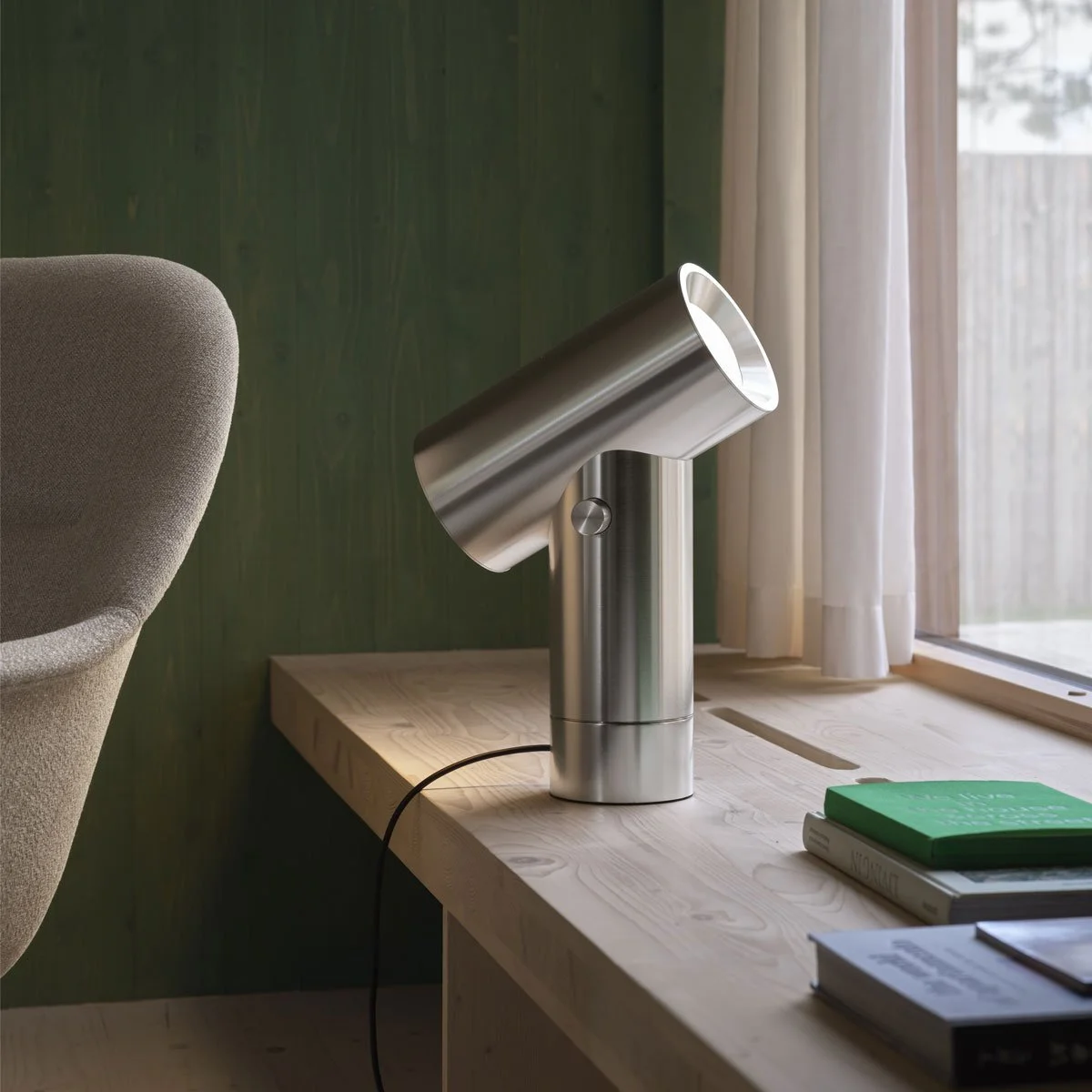 Beam Table Lamp by Muuto – Miko Designs
