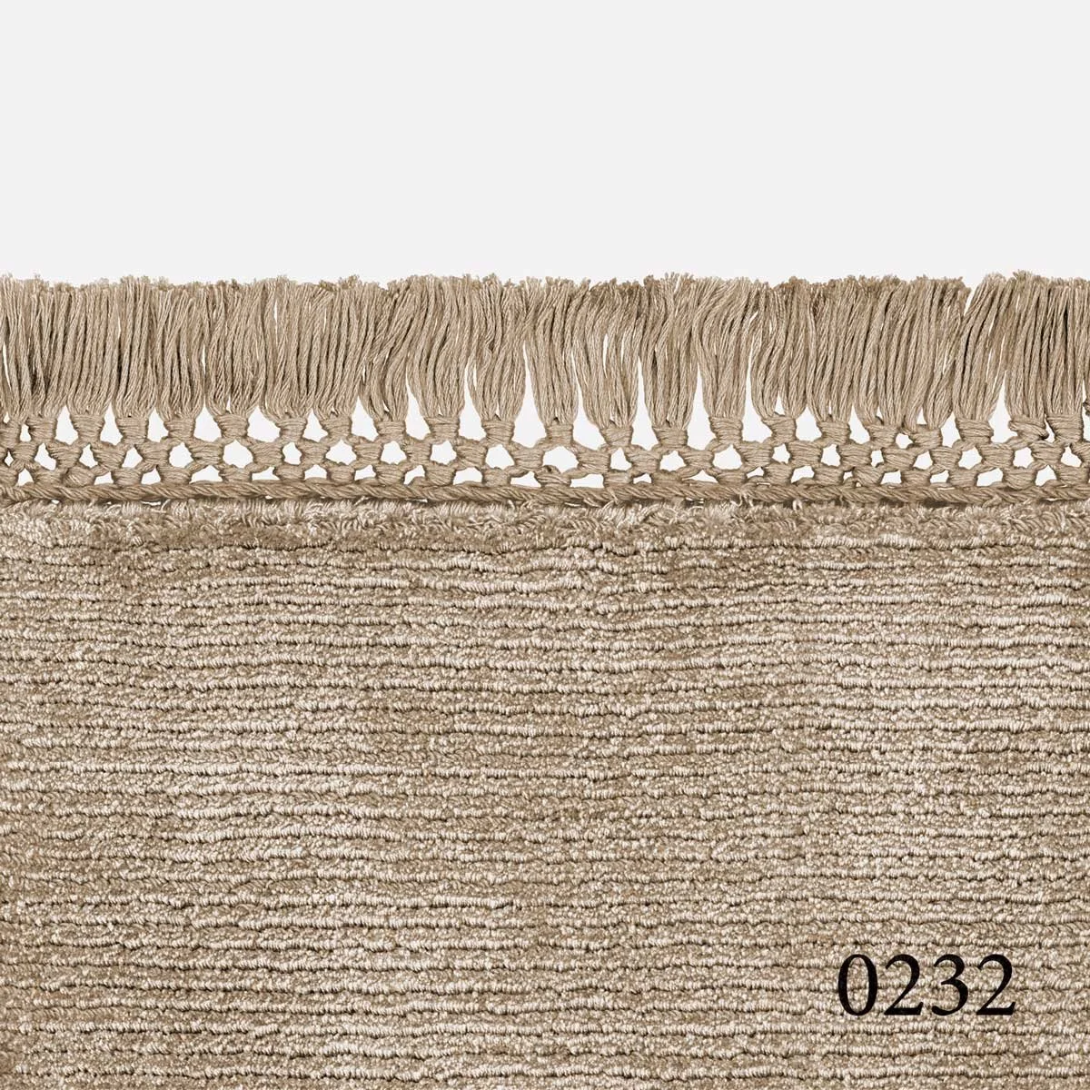 Kvadrat Loux Line Fringes Rug in colour 0232