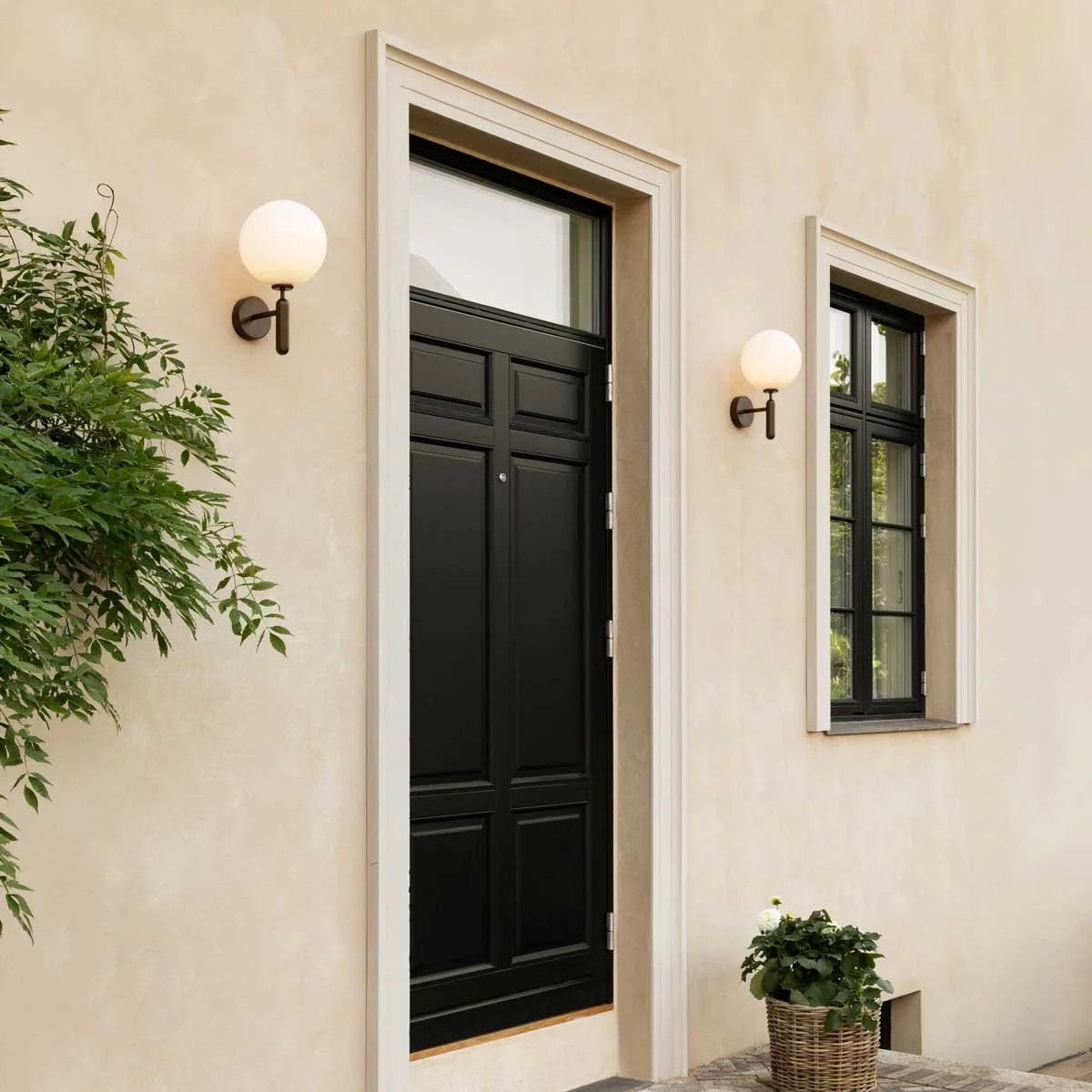 Miira Wall Outdoor – Dark Bronze by Nuura – Miko Designs