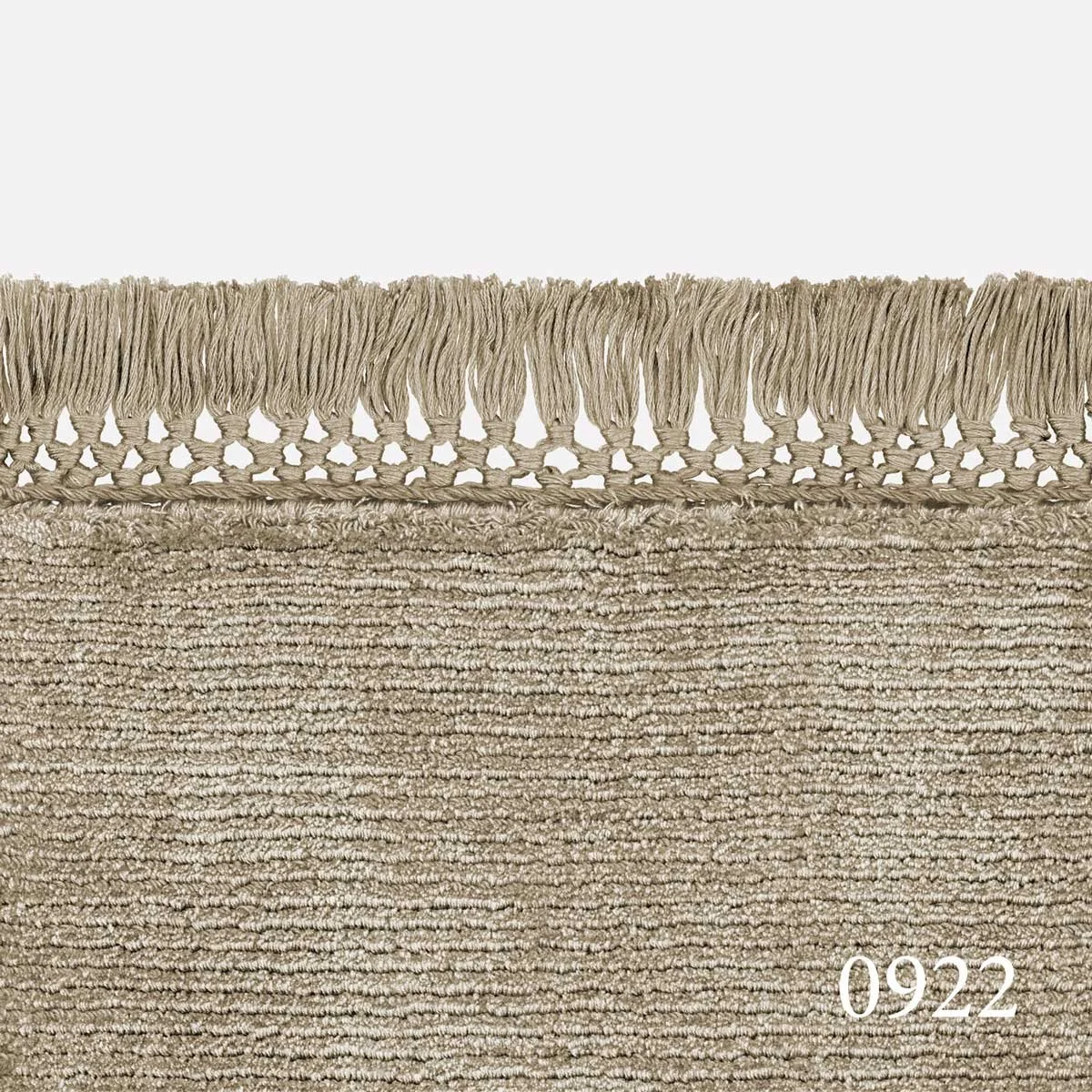 Kvadrat Loux Line Fringes Rug in colour 0922