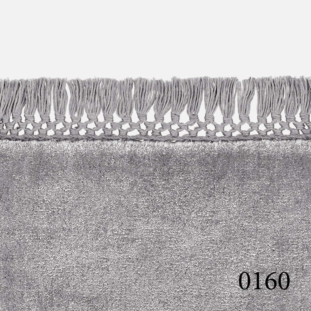 Kvadrat Loux Rug With Fringes in colour 0160