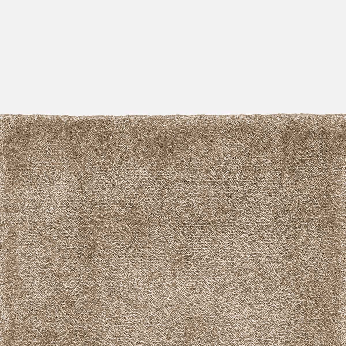Kvadrat Loux rug