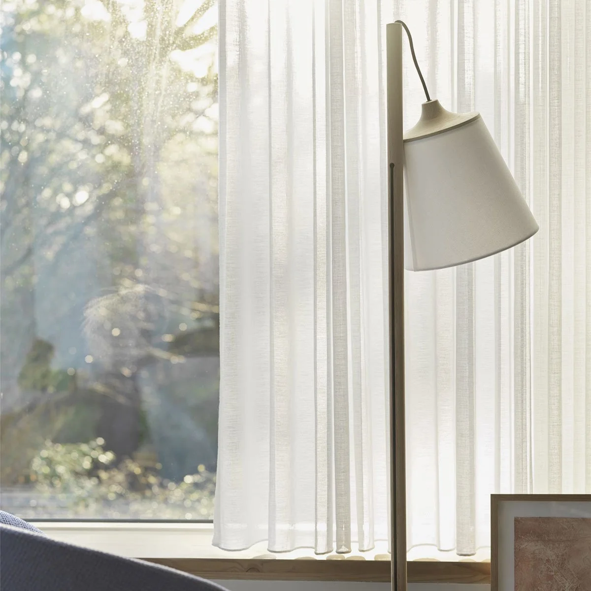 lighting-miko-muuto-pull-floor-lamp-1.jpg