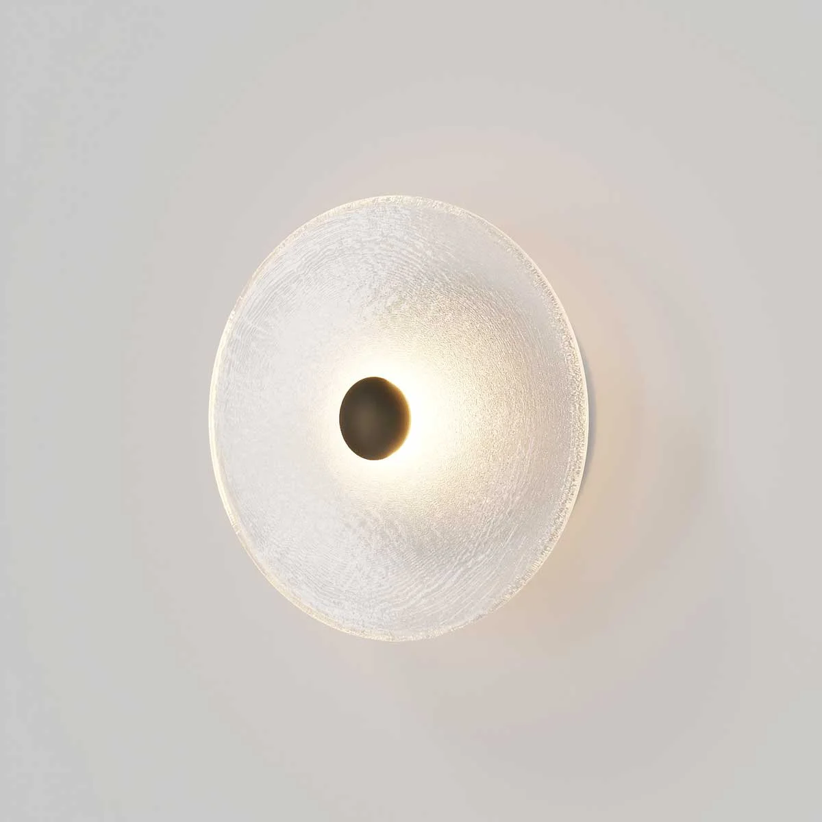 SØKTAS Coral Frosted Wall Light in Bronze