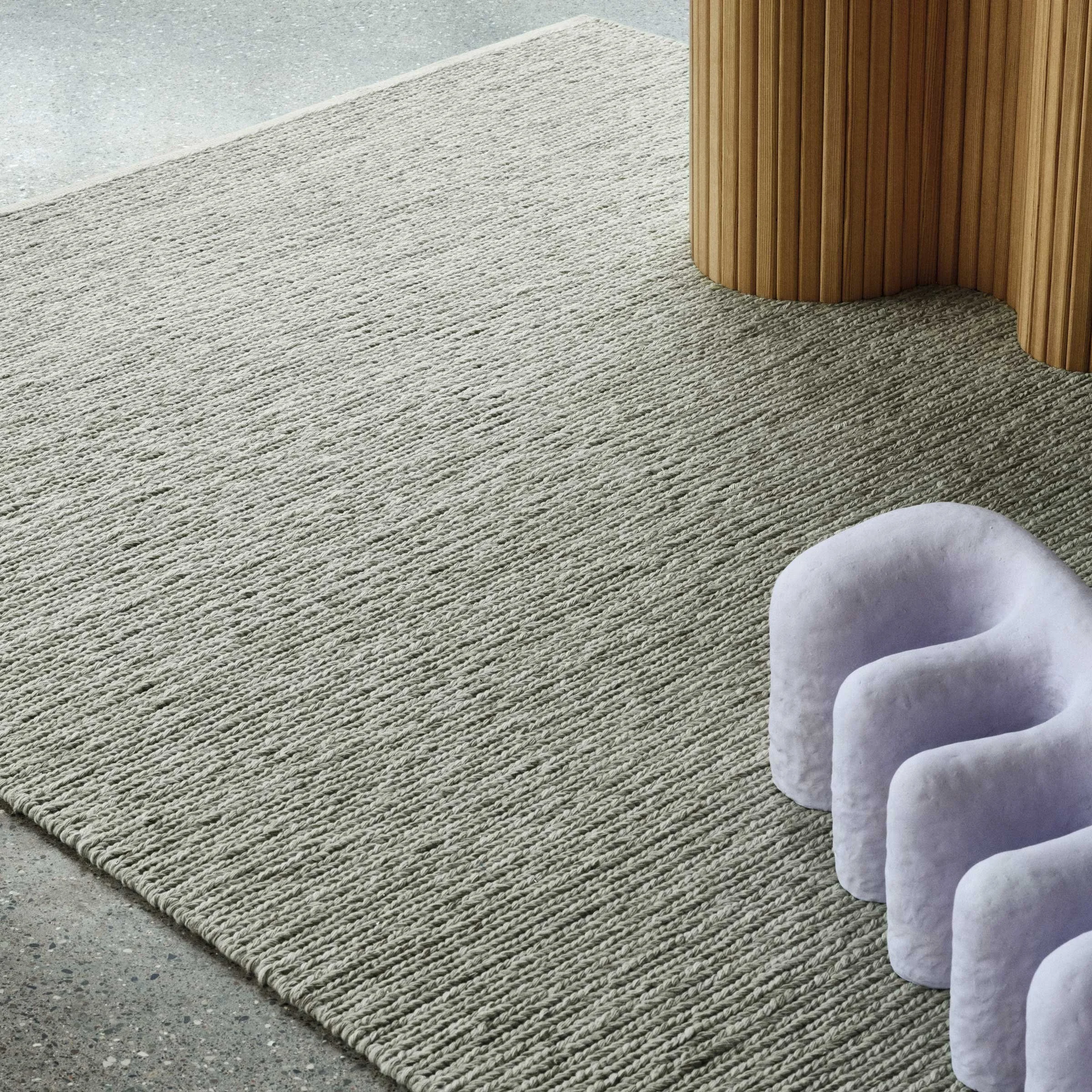 miko-kvadrat-aram-rug-1.jpg
