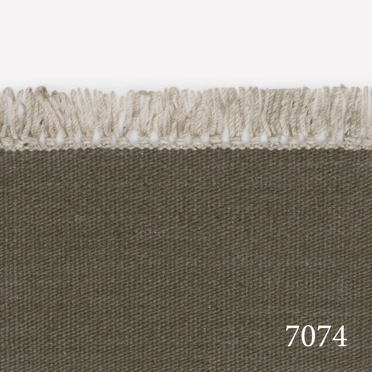 rugs-miko-kvadrat-kelim-naturally-coloured-fringes-7074.jpg