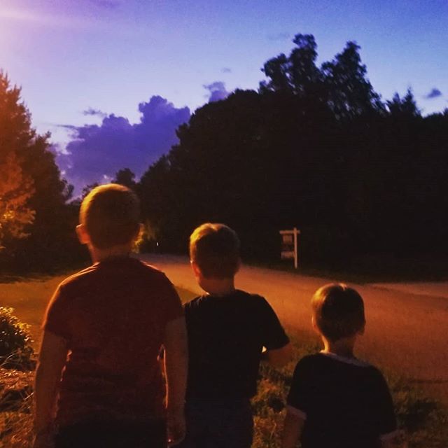 Cul de sac fireworks with our neighbors🎆... #NashWheeler didn't cry,  but he was clinging to me like a spider monkey🐒

Love living in the country where you can still hear the Katydids, cicadas and crickets in our woods!