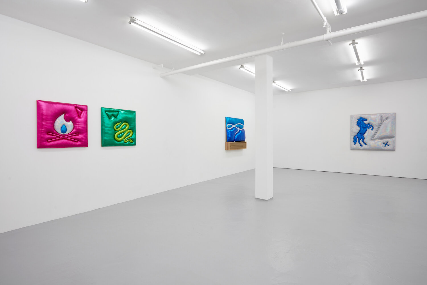 Installation view 02 Jon Young 'Straight Shot from Here' J HAMMOND PROJECTS London 2020.jpg