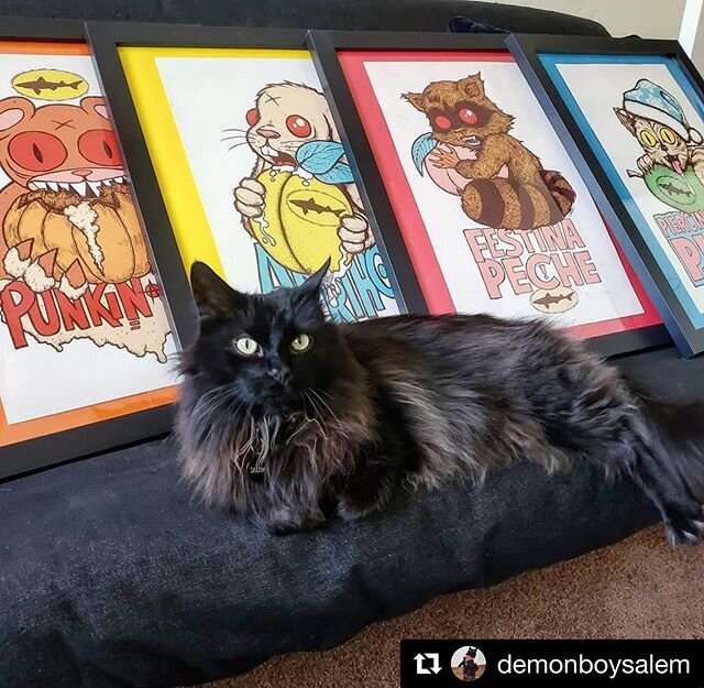 Such a pawesome art collection, congrats!
.
📸 @demonboysalem ・・・
&ldquo;It took a few years but our family finally has the full @dogfishhead art set for their seasonal ales from one of our favorite years. Looking forward to putting these up in our h