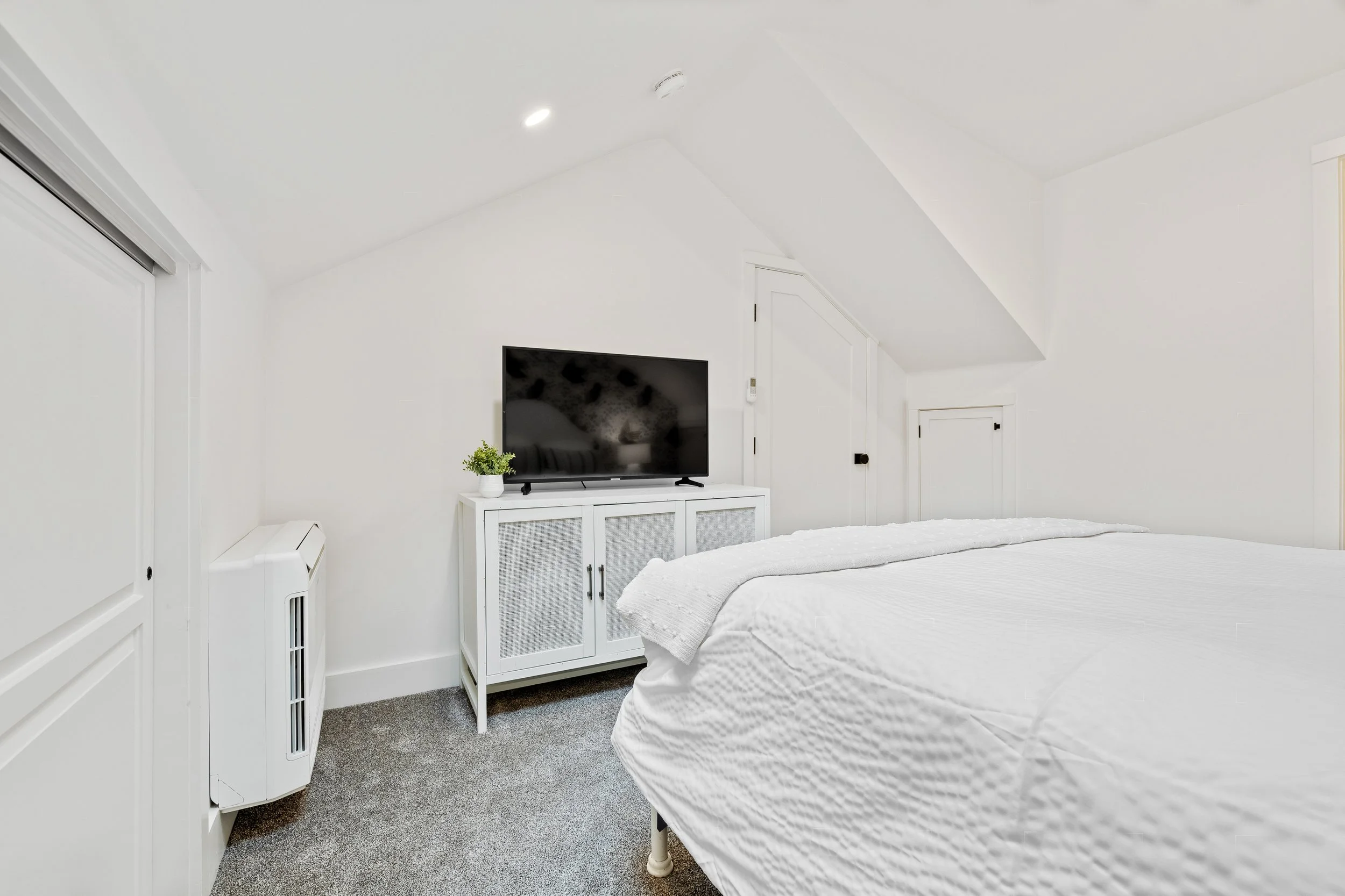 Rental Photo Example00088.jpg