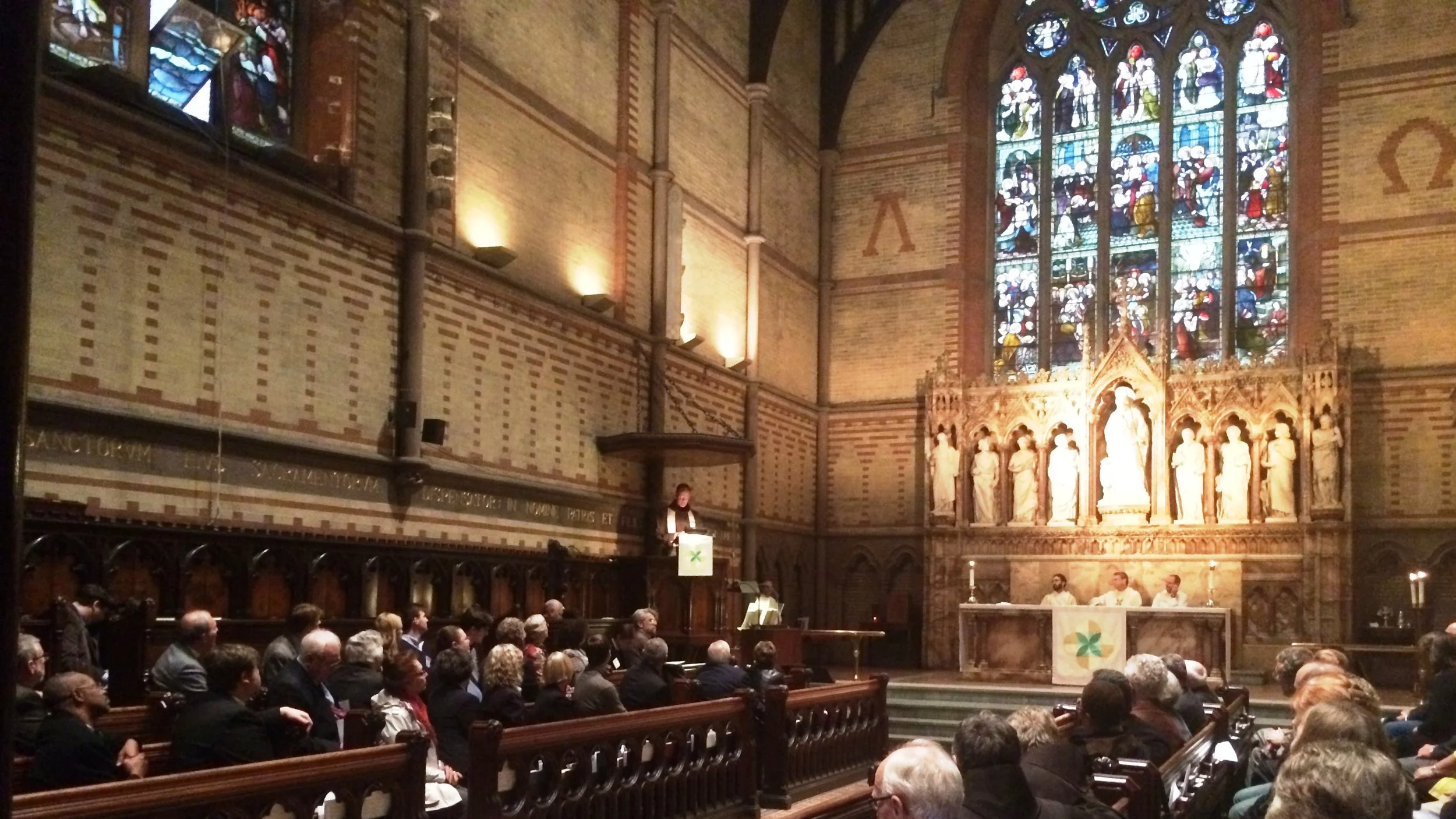 Memorial_Eucharist21.jpg