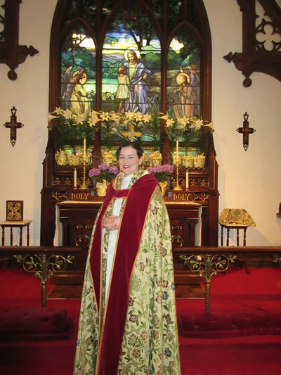RevLaurenMcLeavey.jpg
