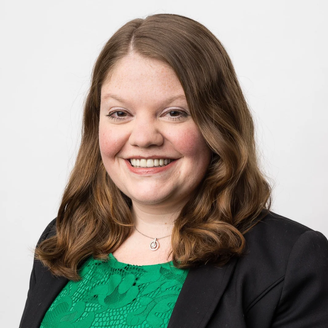 KAREN HOGAN KETCHUM SVG, Director of Production Karen Hogan Ketchum oversees and manages SVG’s event marketing, branding, promotions, programs, print materials, and deliverables, and serves as editor of SVG’s semiannual SportsTech Journal and annual Mobile Sports Production Yearbook . Since 2011, she has directed SVGW, a networking group that aims to advance the role of women in the creation, production, and distribution of sports content. Prior to joining SVG in 2011, Hogan Ketchum worked for Professional Sports Publications, Advanstar Communications, and the Trenton Devils (ECHL). A 2009 graduate of Fordham University, she began her career in sports with WFUV Sports, serving as Supervising Producer of “One on One,” WFUV Sports’ weekly call-in show.