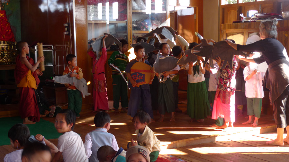 page5-3.childrens-workshop-Shan-State-Myanmar-2.jpg