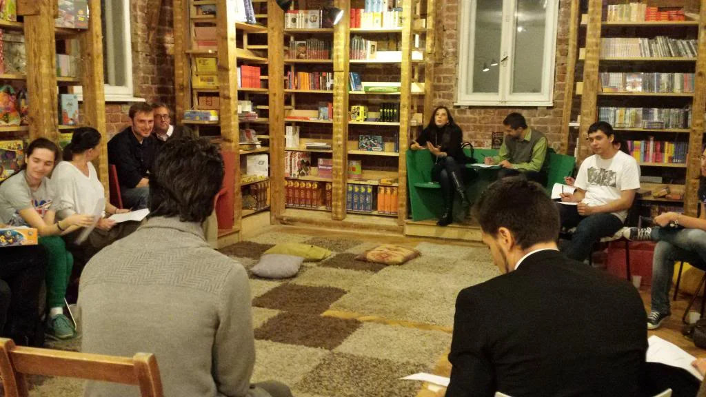 event-club-lectura-nemira-8.jpg