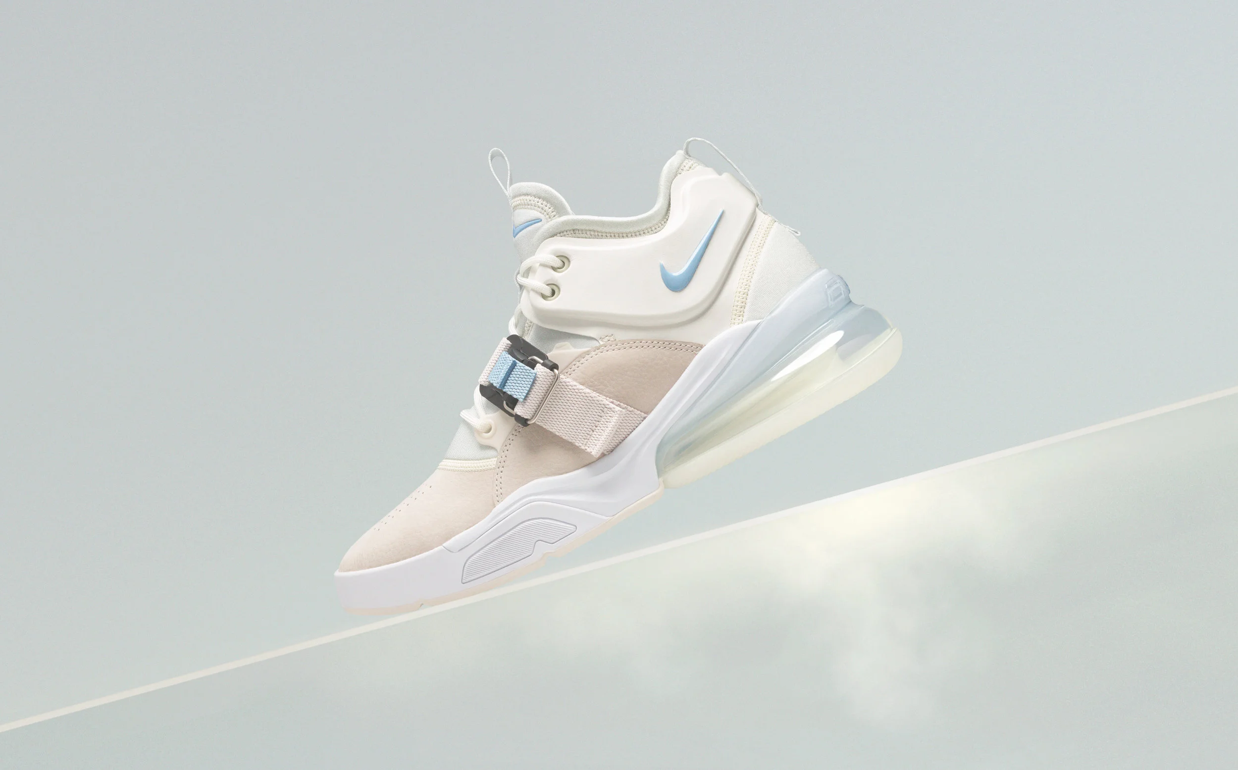 Nike SNKRS — Andrew Teague