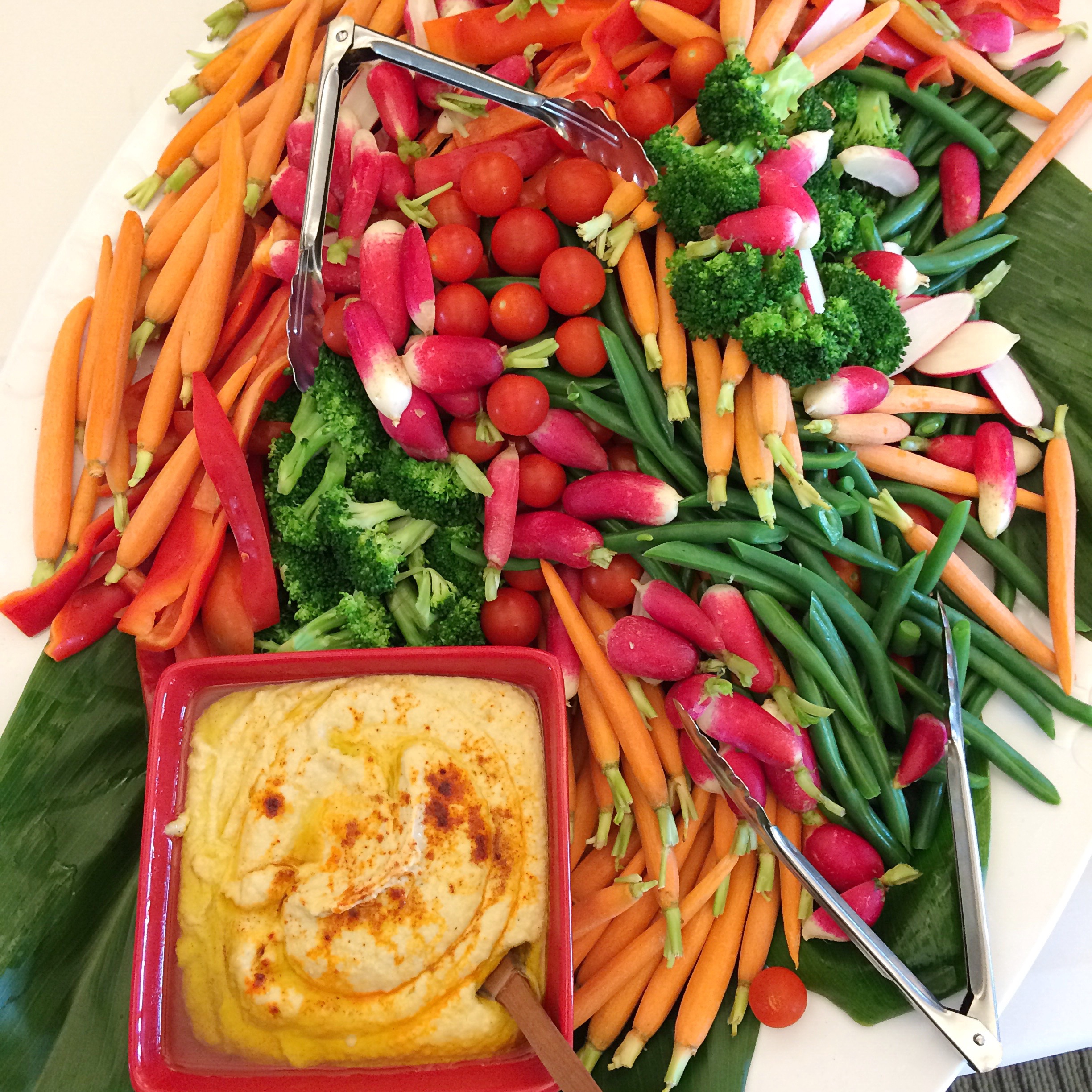 Vegetables with Hummus