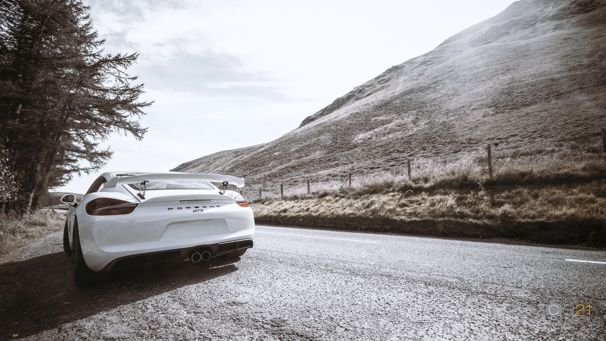 Porsche GT4 by Space21 Photography & Media