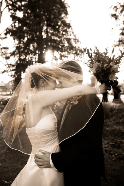 CarrieRoseman_website2018_weddings_095.jpg