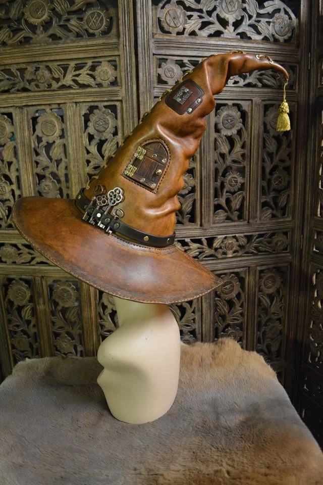Portamancer Hat (with working door)