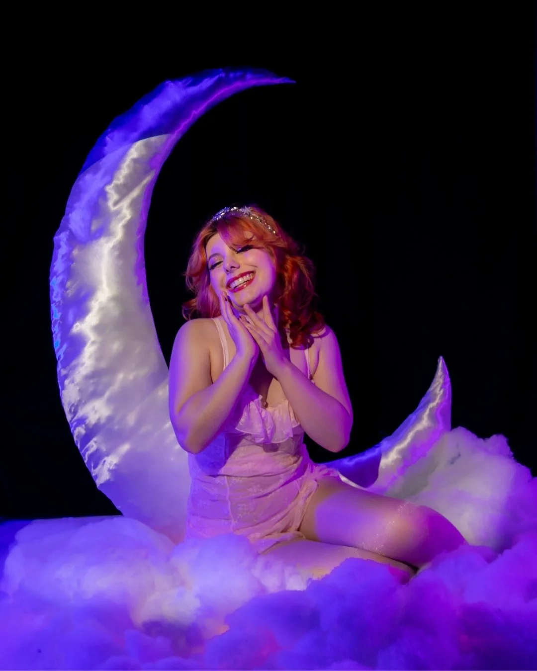 Happy New Year!

Model/Hair and Makeup: @madison.crouse
Lighting and Studio: @madisonseide.studio
Location: @little.rebel.studio