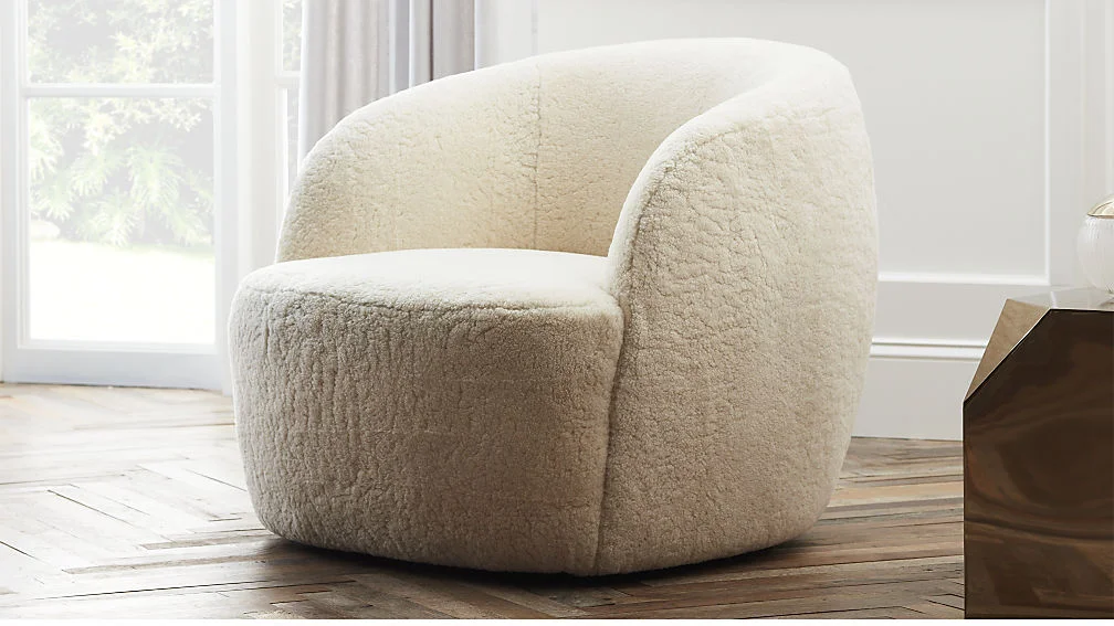 Wrap me in this swivel chair, stat!