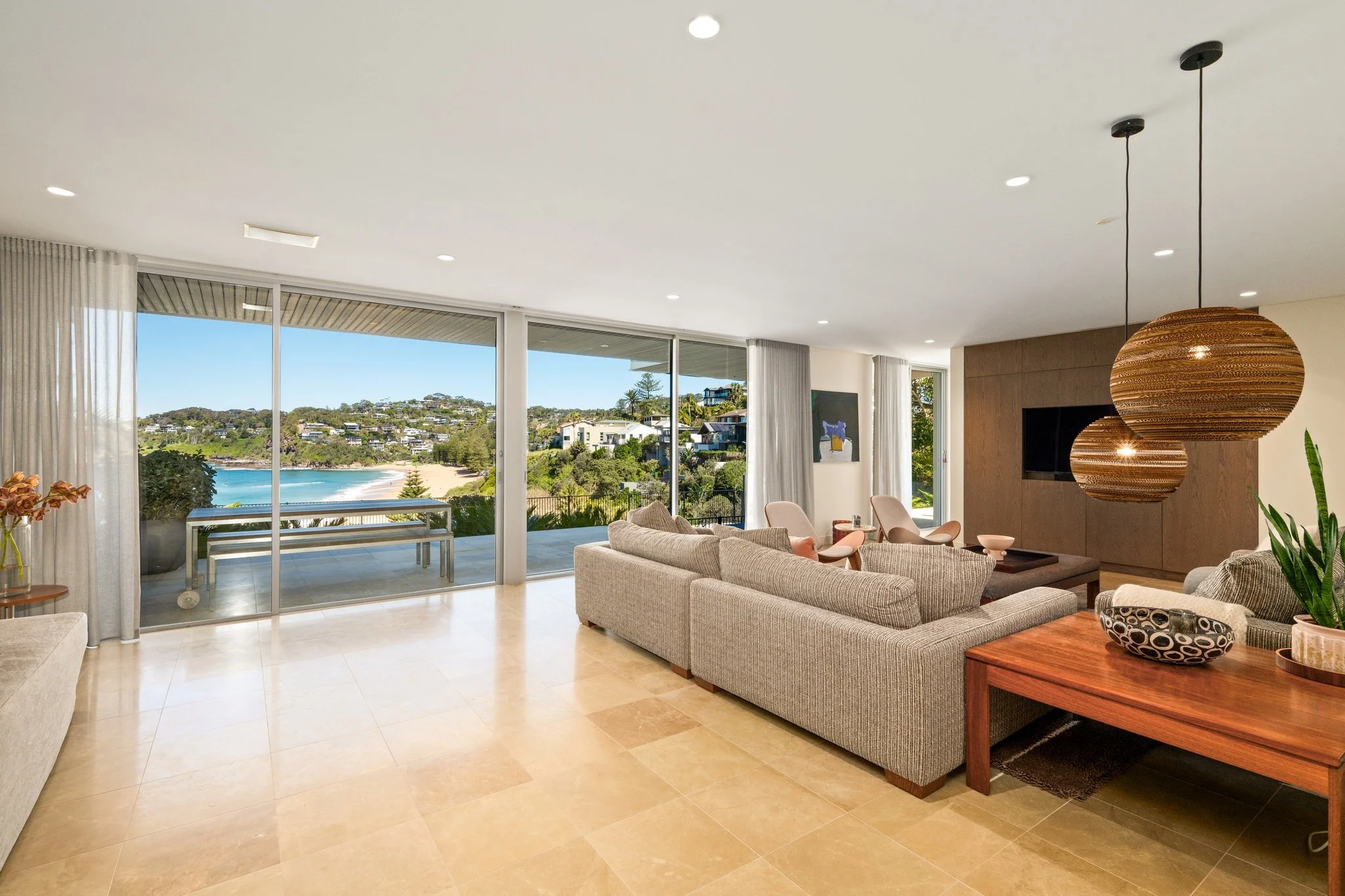 265_whale_beach_010_2048px.jpg