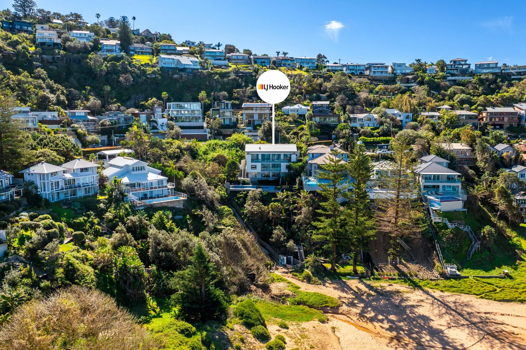 265_whale_beach_503_2048px.jpg