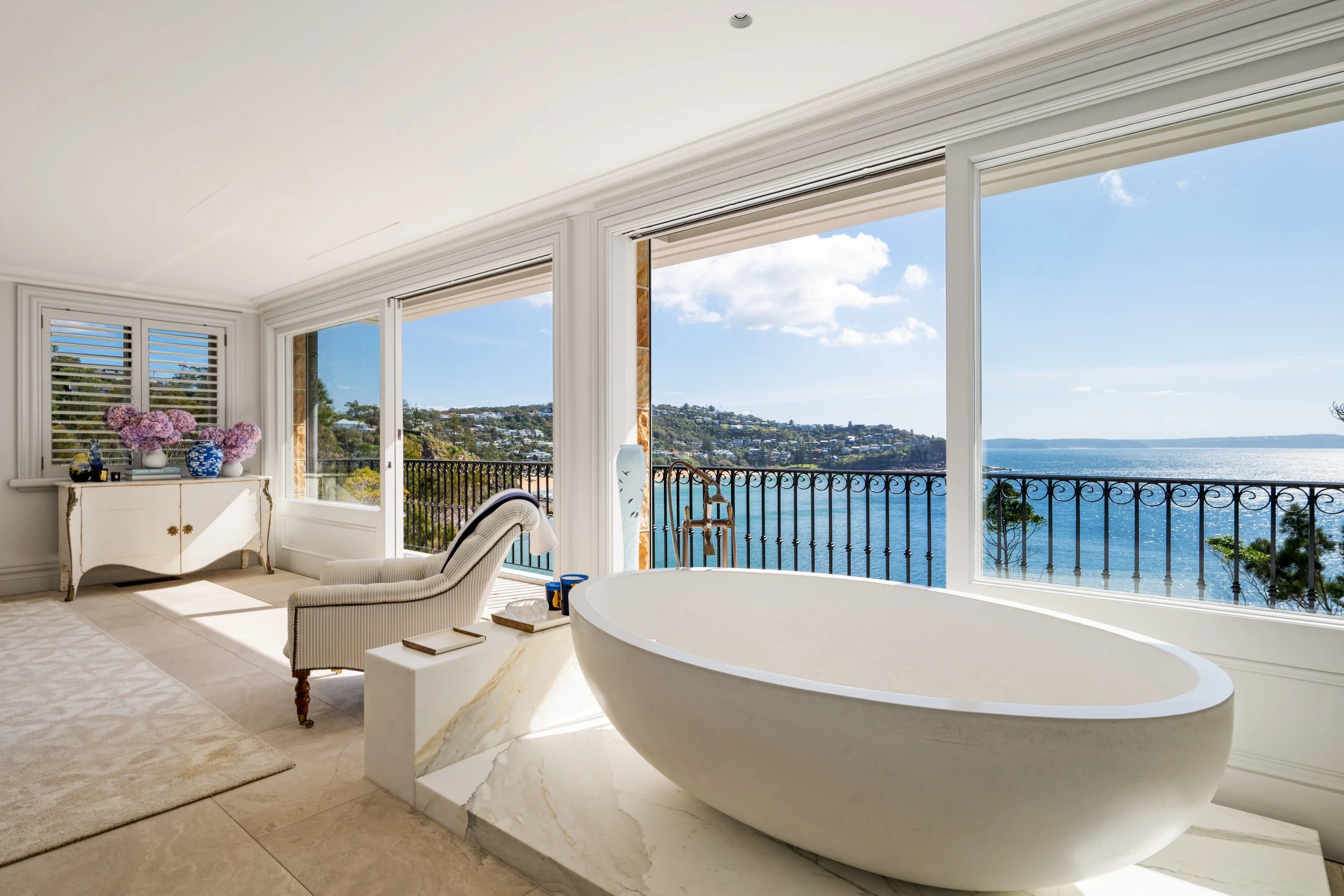 143_whale_beach_054.jpg
