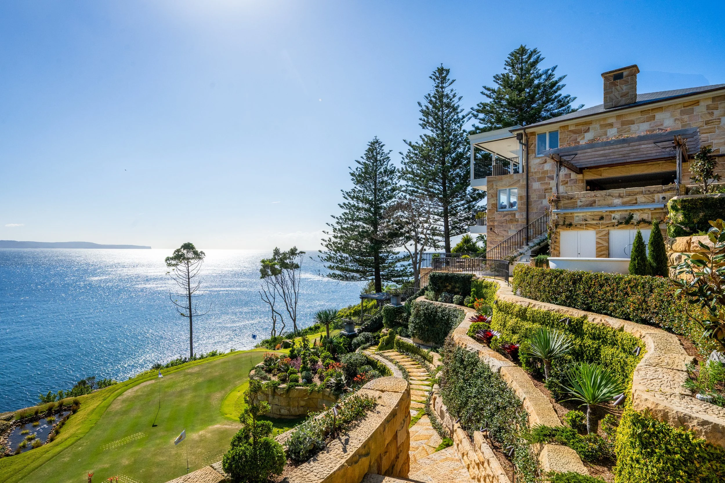 143_whale_beach_021.jpg