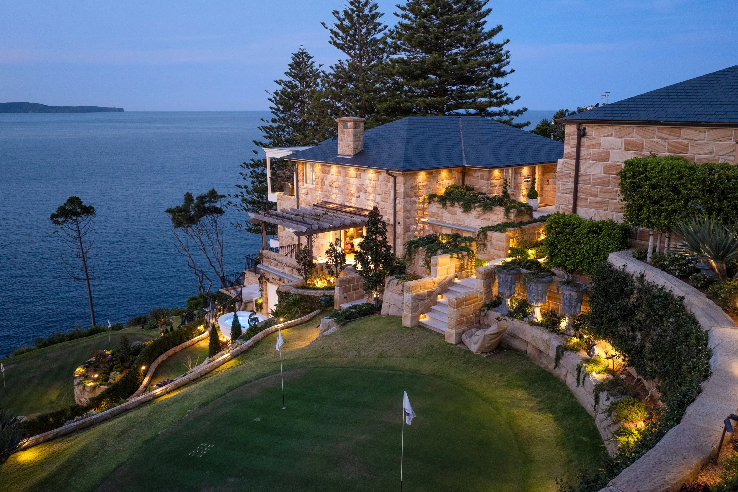 143_whale_beach_dusk_009.jpg