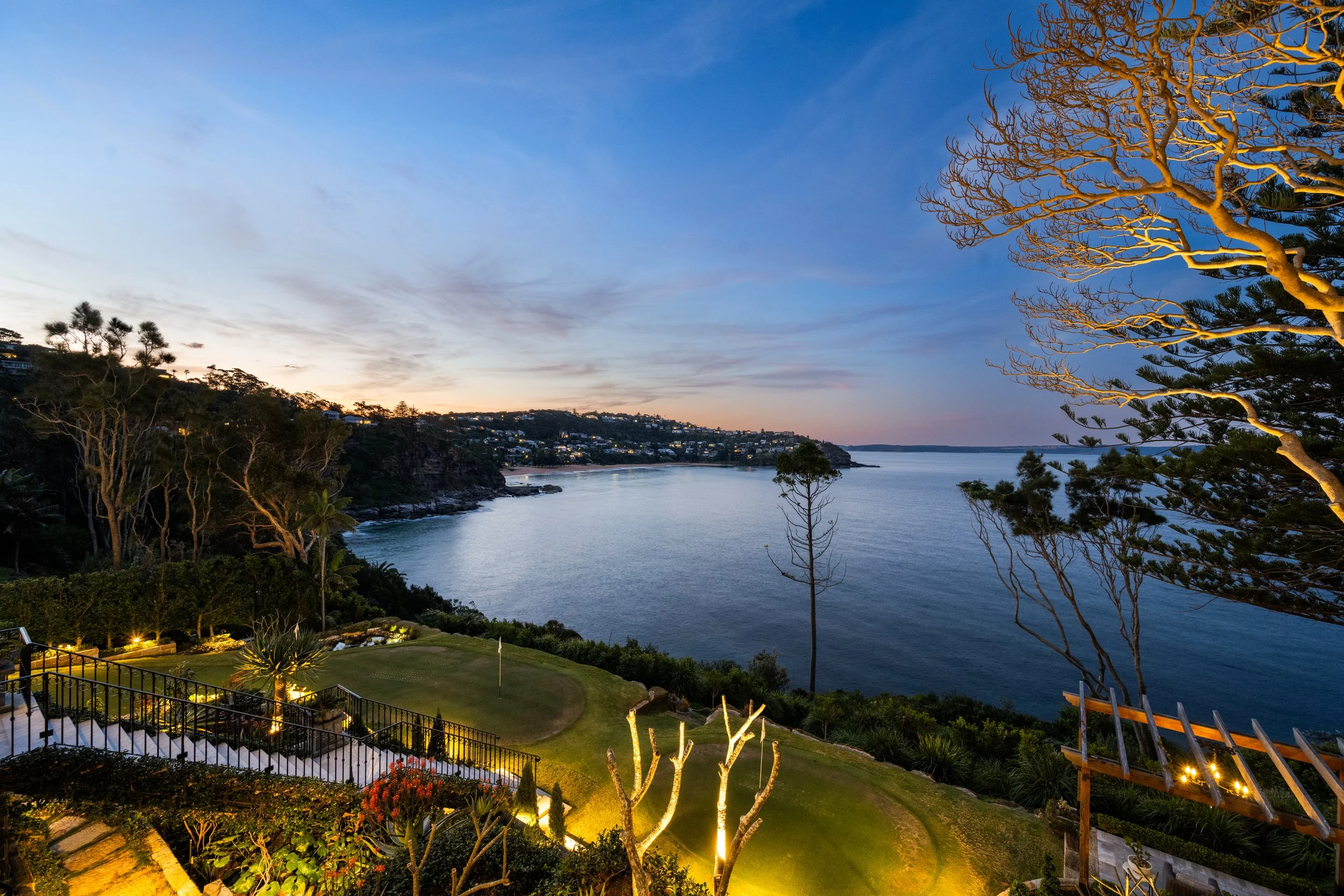143_whale_beach_dusk_040.jpg