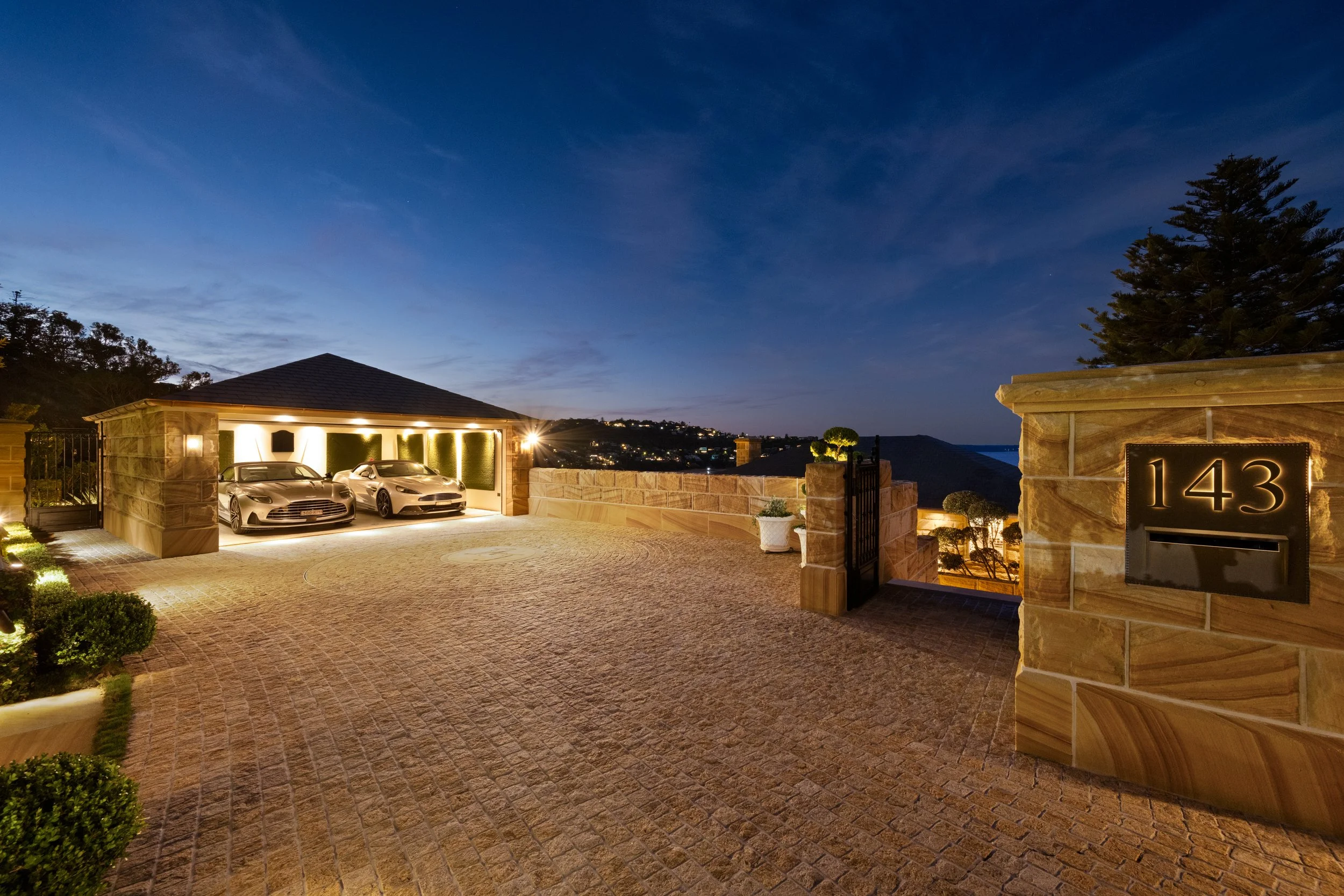 143_whale_beach_dusk_061.jpg