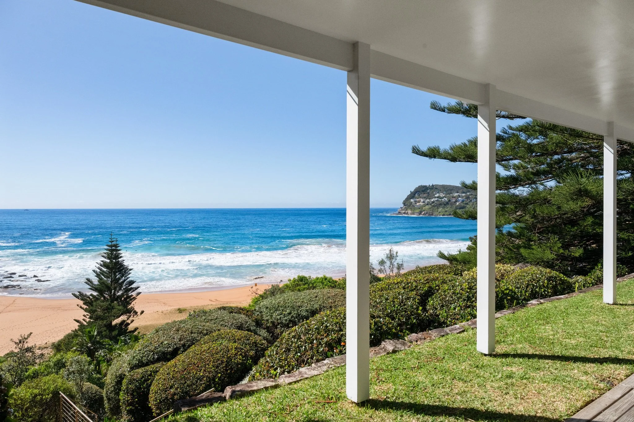 259_whale_beach_015_2048px.jpg