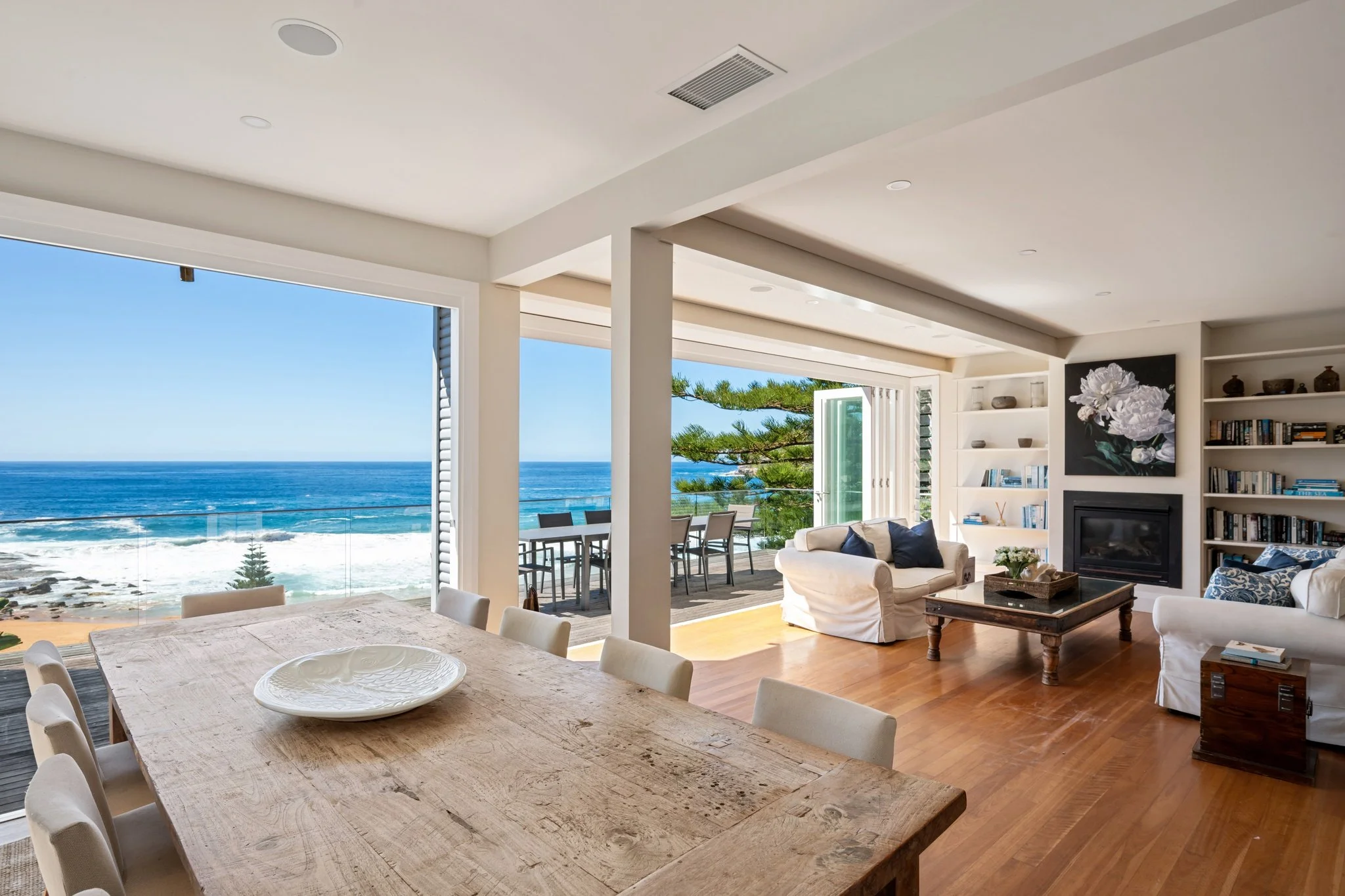 259_whale_beach_031_2048px.jpg