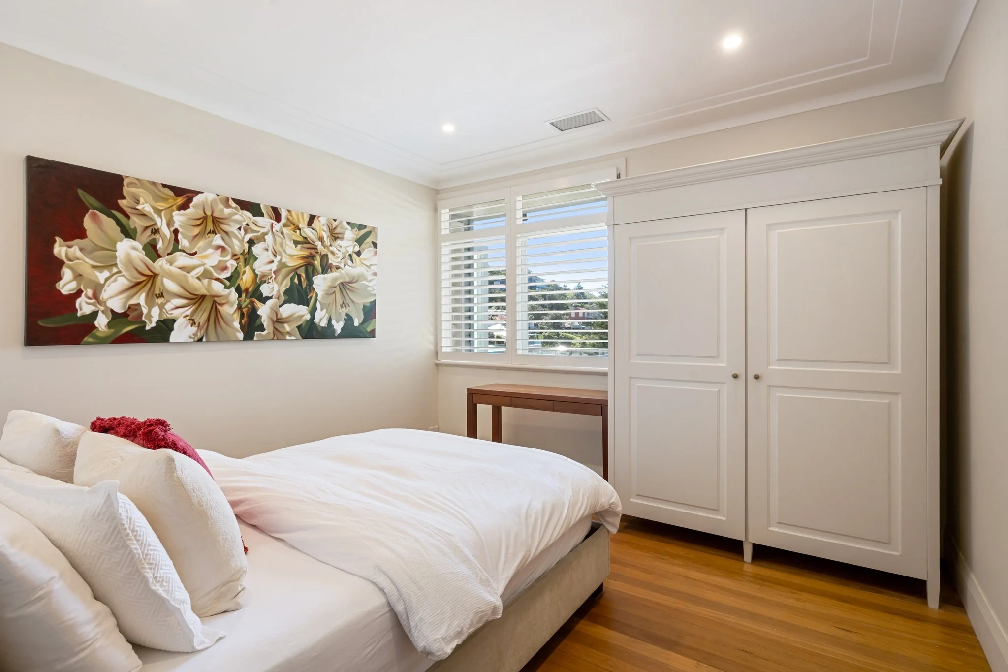 259_whale_beach_034_2048px.jpg